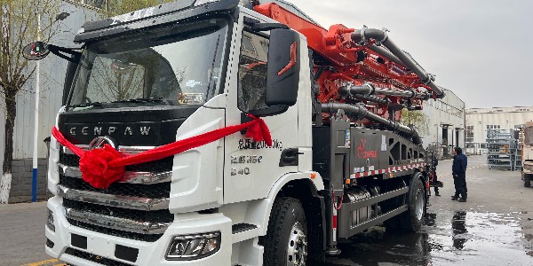 混凝土泵車能提高經濟效益，而且能夠改變施工現場的面貌