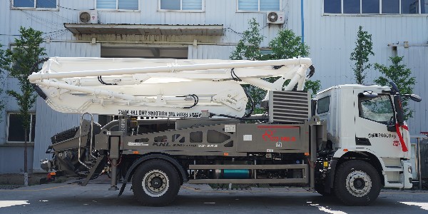 泵車不僅減輕施工的負擔，還能輕松施工